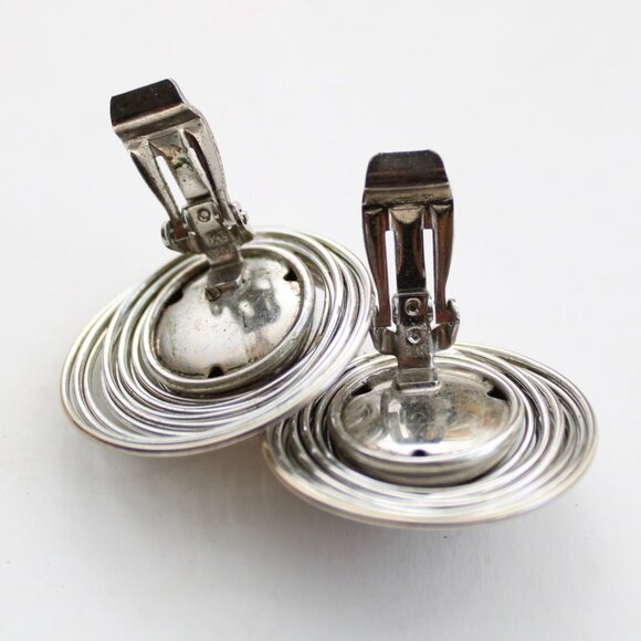 Vintage Round Wire Dome Center Silver Tone Brooch & Clip-On Earrings Set - Picture 4 of 6